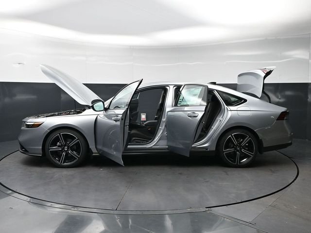 New 2026 Solar Silver Metallic Honda SE image 32