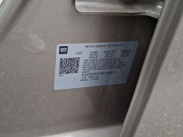 Used 2024 Mineral Gray Metallic Chevrolet LT image 27