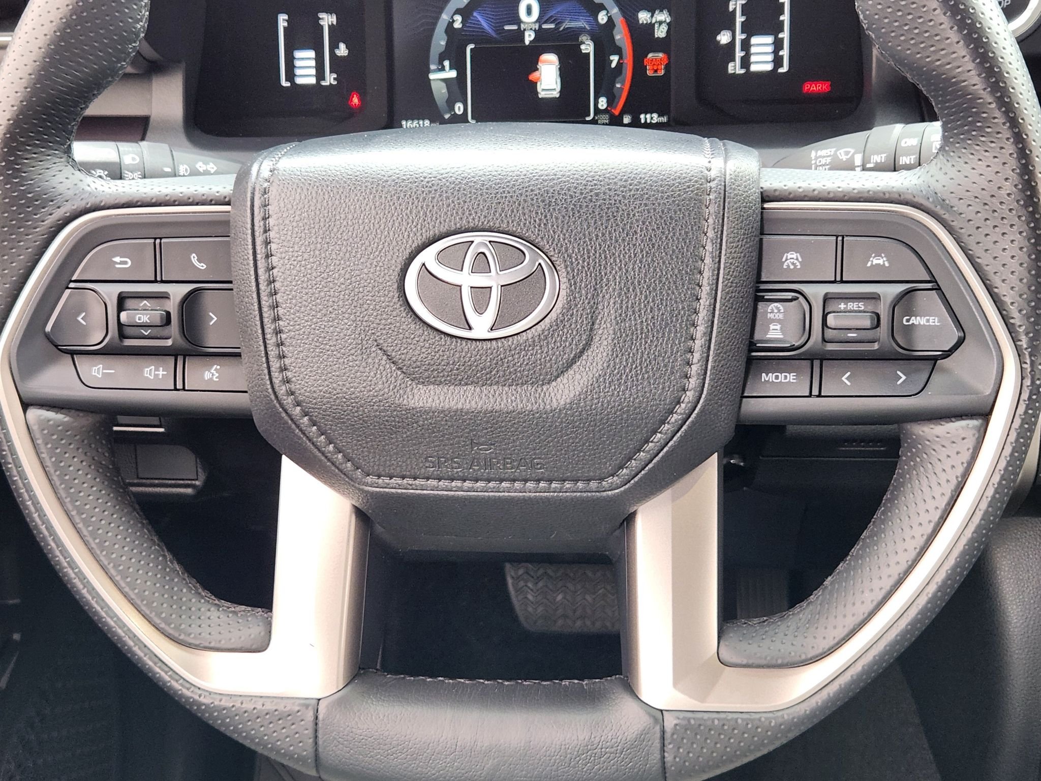Used 2025 Ice Cap Toyota SR5 image 30