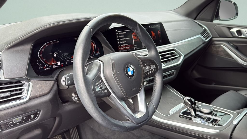 Certified Used 2023 Alpine White BMW sDrive40i image 13