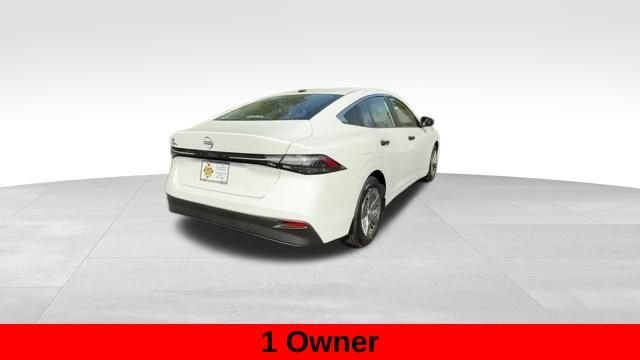 Used 2026 White Nissan S image 9