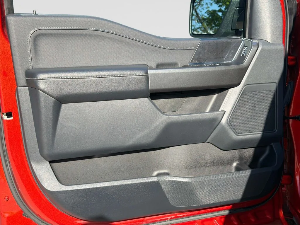 Used 2023 Red Ford XLT image 18