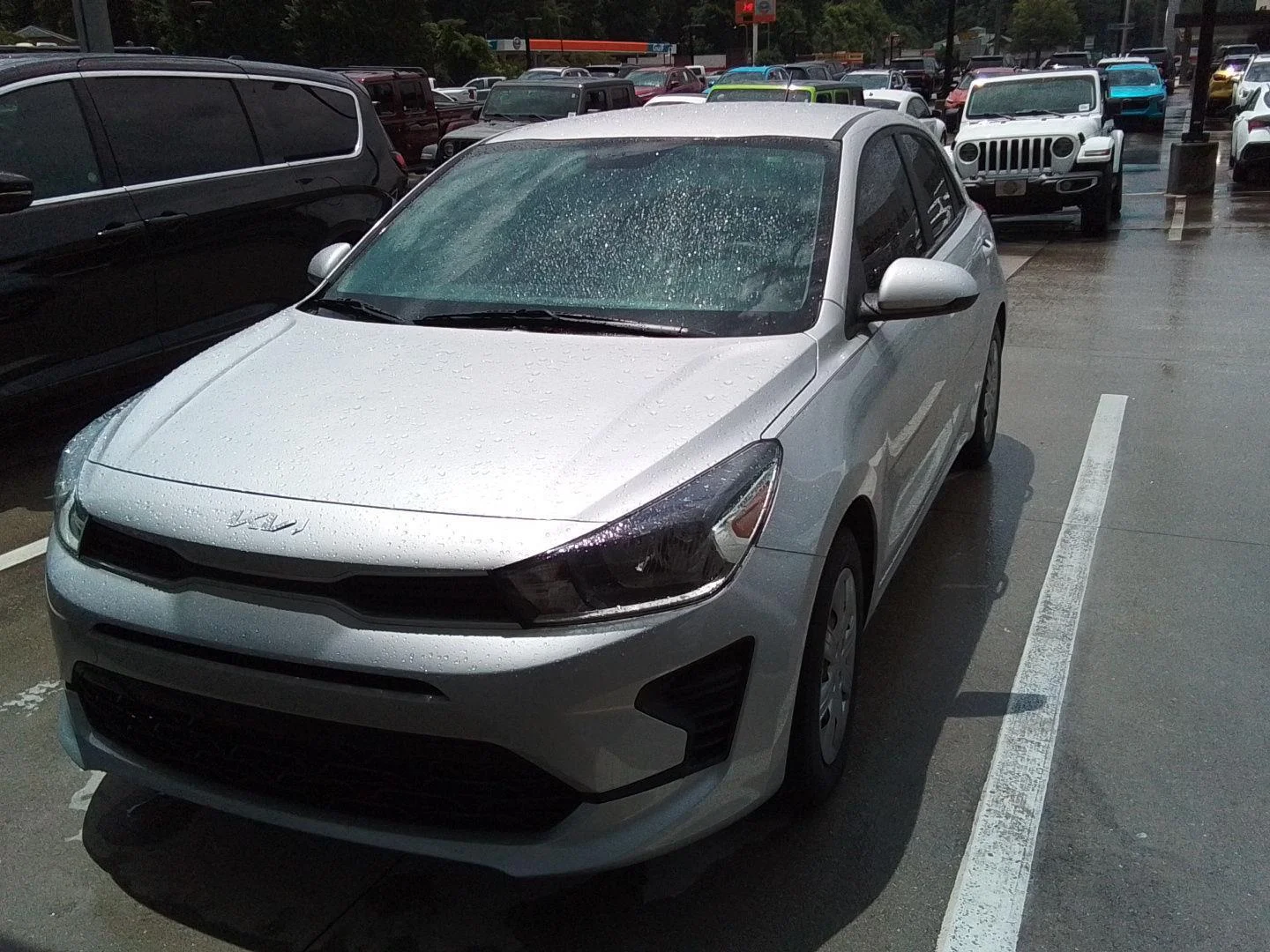 Used 2022 GRAY KIA  image 1