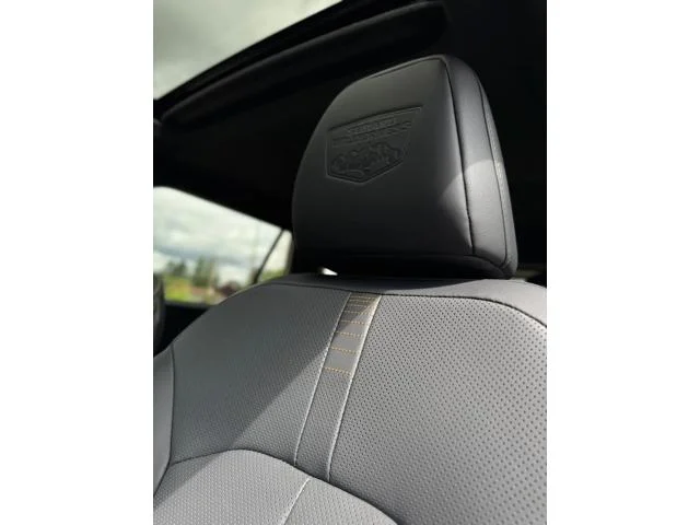 New 2026 CRYSTAL WHITE PEARL Subaru Wilderness image 36