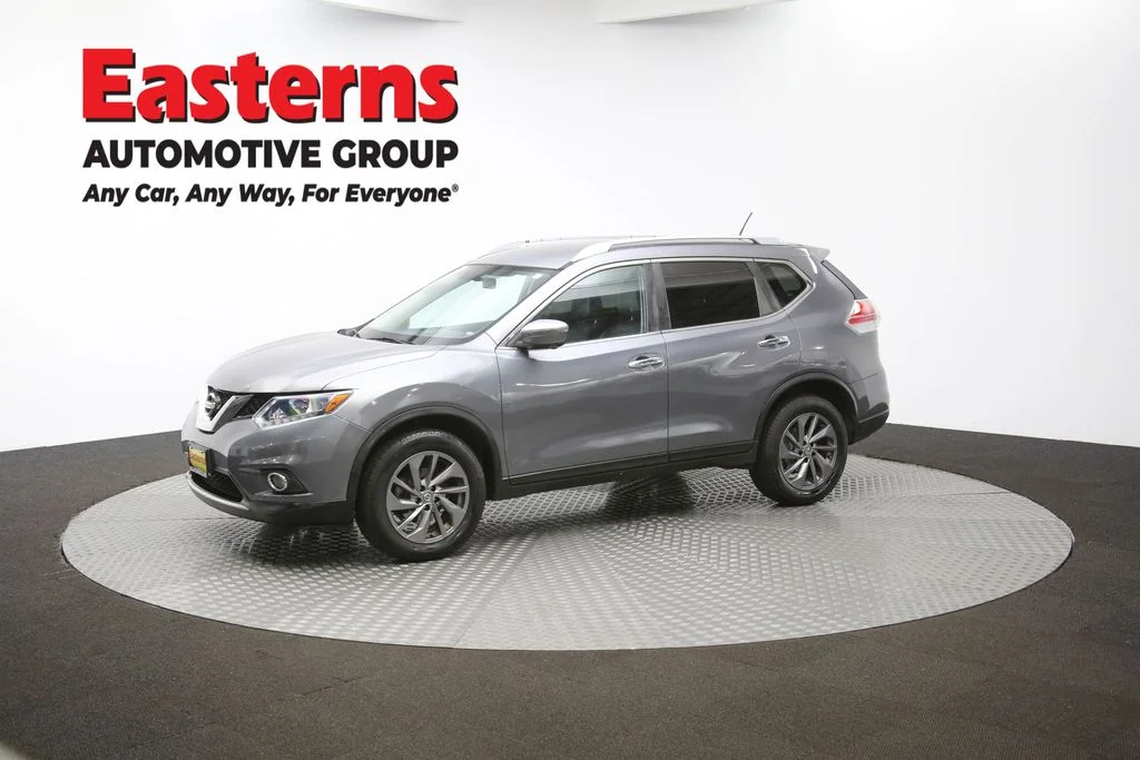 Used 2016 Gray Nissan SL image 55