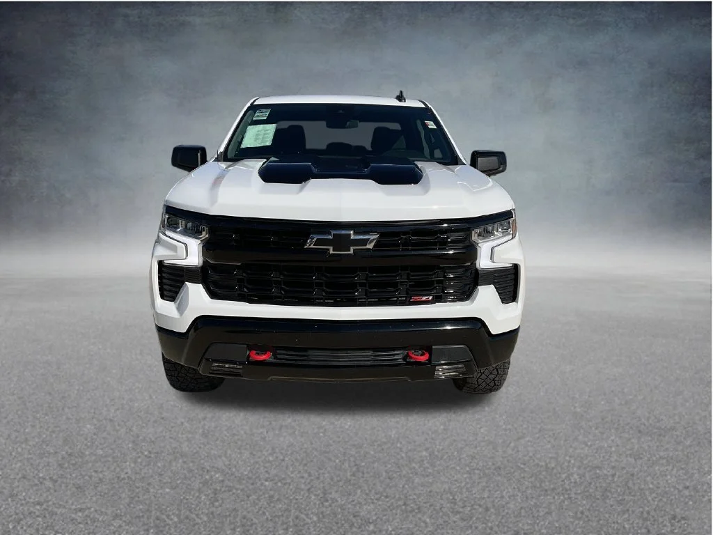 Used 2024 White Chevrolet LT Trail Boss image 2