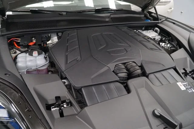2026 Porsche Cayenne S - Photo 14