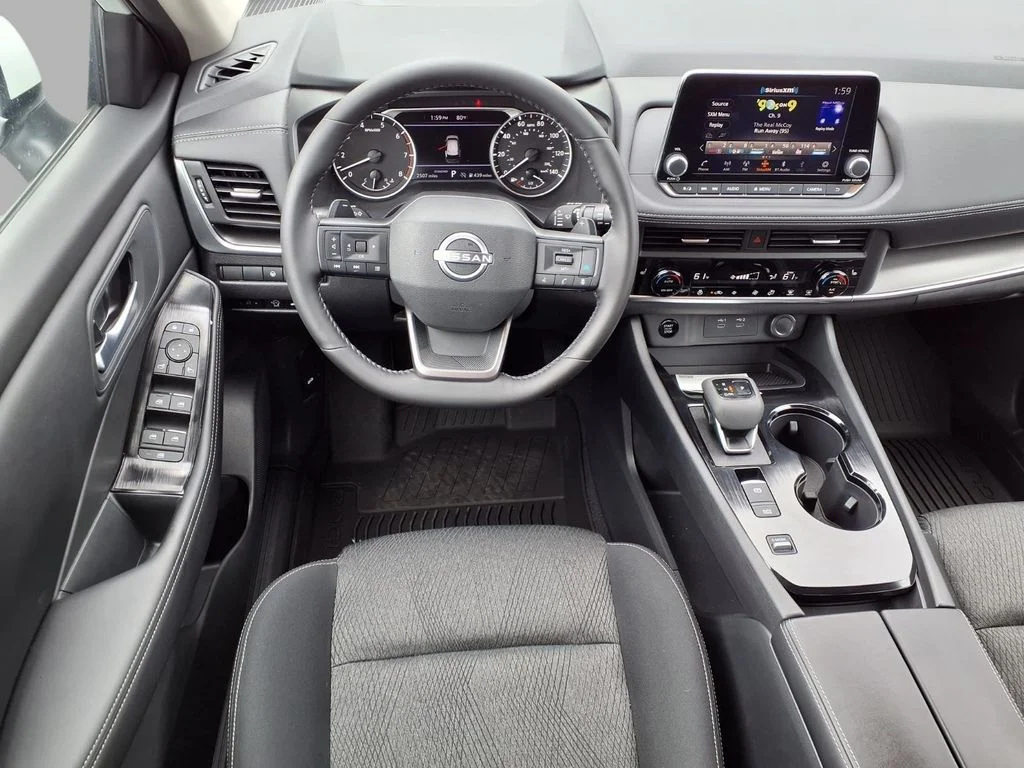 Used 2026 White Nissan SV image 4
