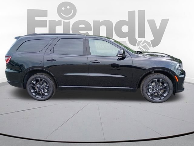 New 2026 Diamond Black Clear-Coat Exterior Paint Dodge GT Plus image 4