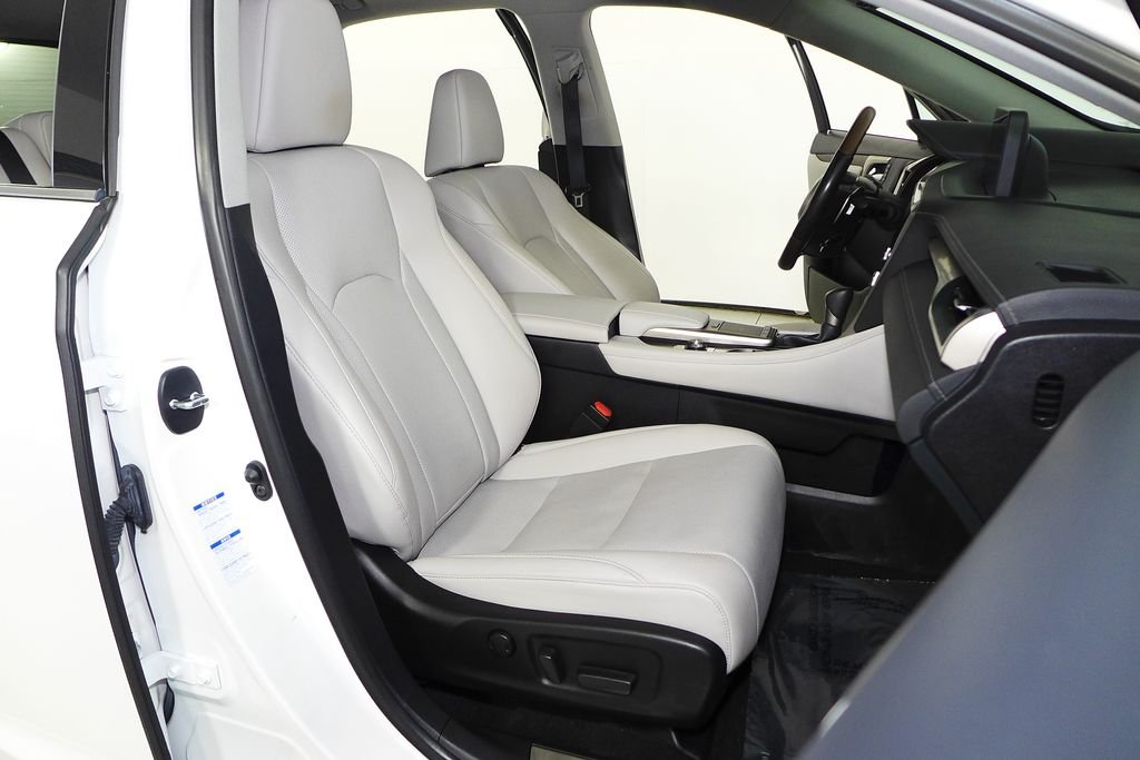Used 2020 Eminent White Pearl Lexus 450h image 19