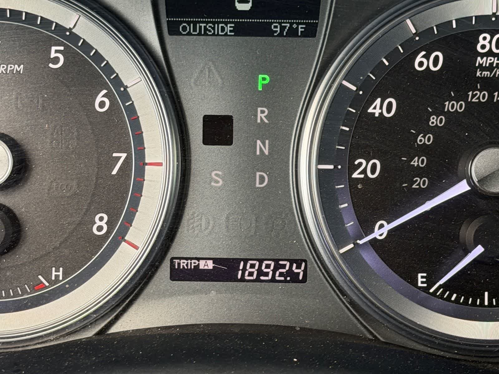 Used 2010 Starfire Pearl Lexus  image 17