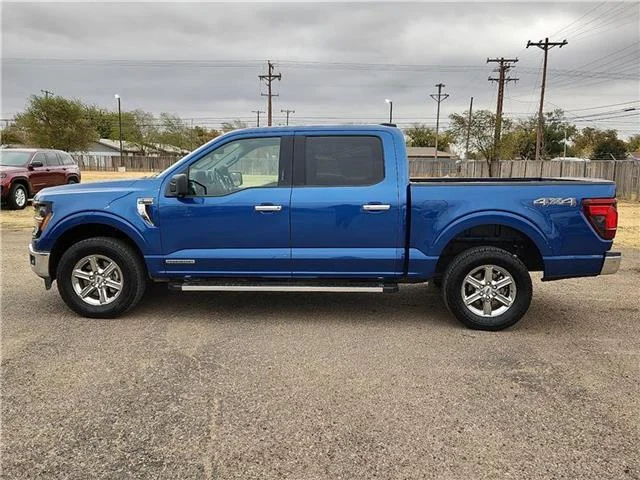 Used 2024 Atlas Blue Metallic Ford XLT 4x4 SuperCrew Cab 5.5 ft. box 145 in. WB image 2