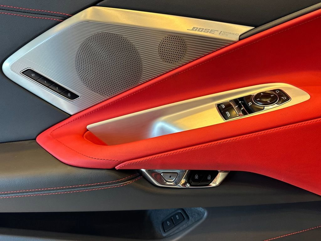 2025 Chevrolet Corvette 2LZ - Photo 10