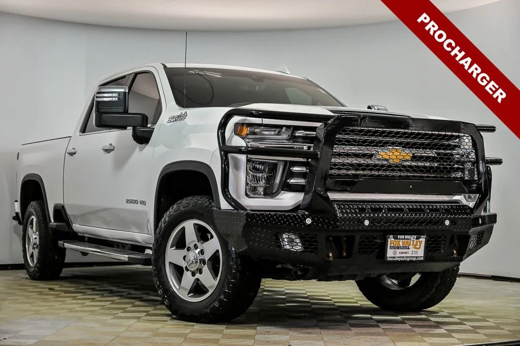 2022 Chevrolet Silverado HD High Country 4WD Crew Cab Standard Box's photo