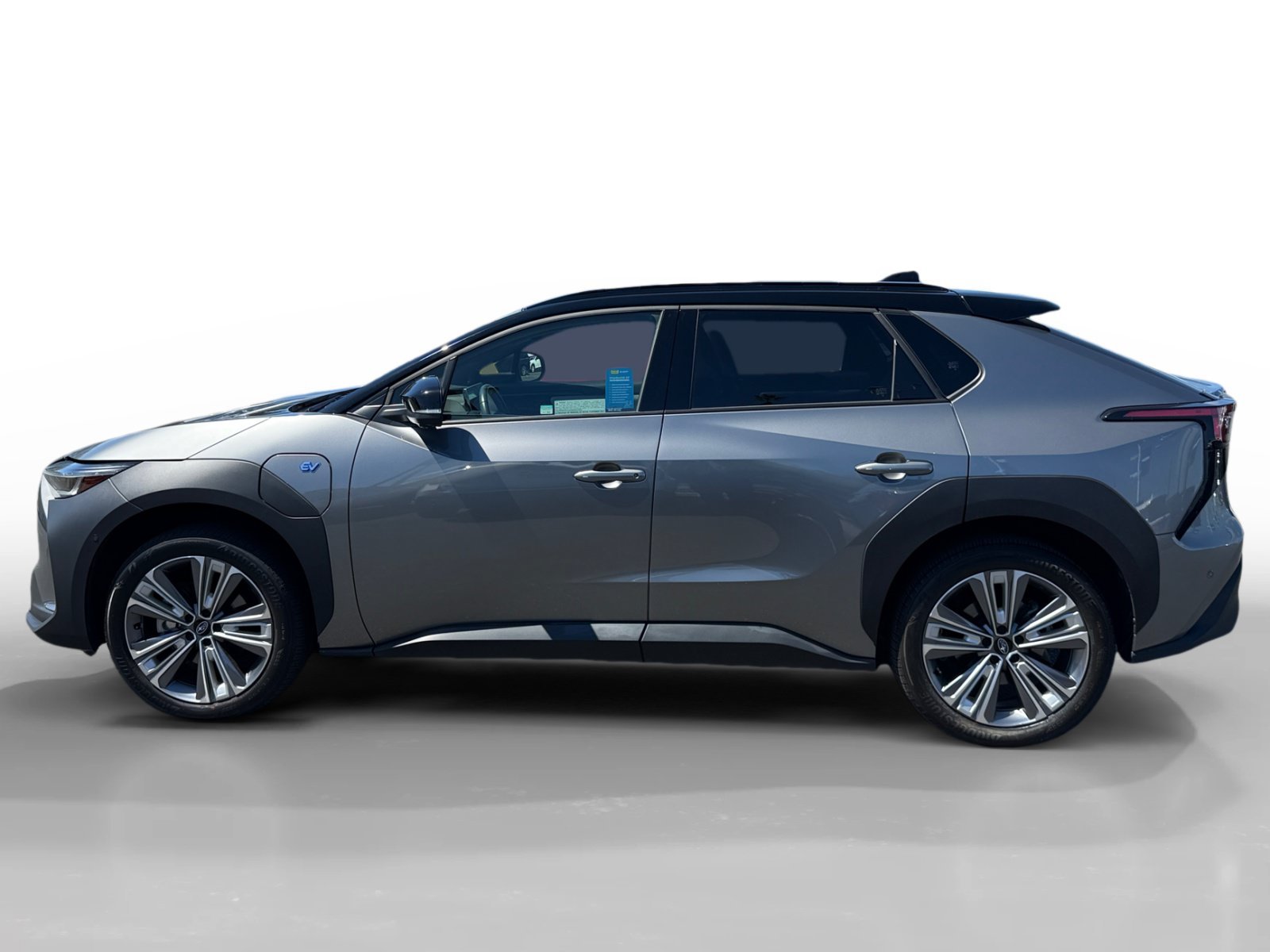 Used 2023 Carbon Subaru Touring image 2
