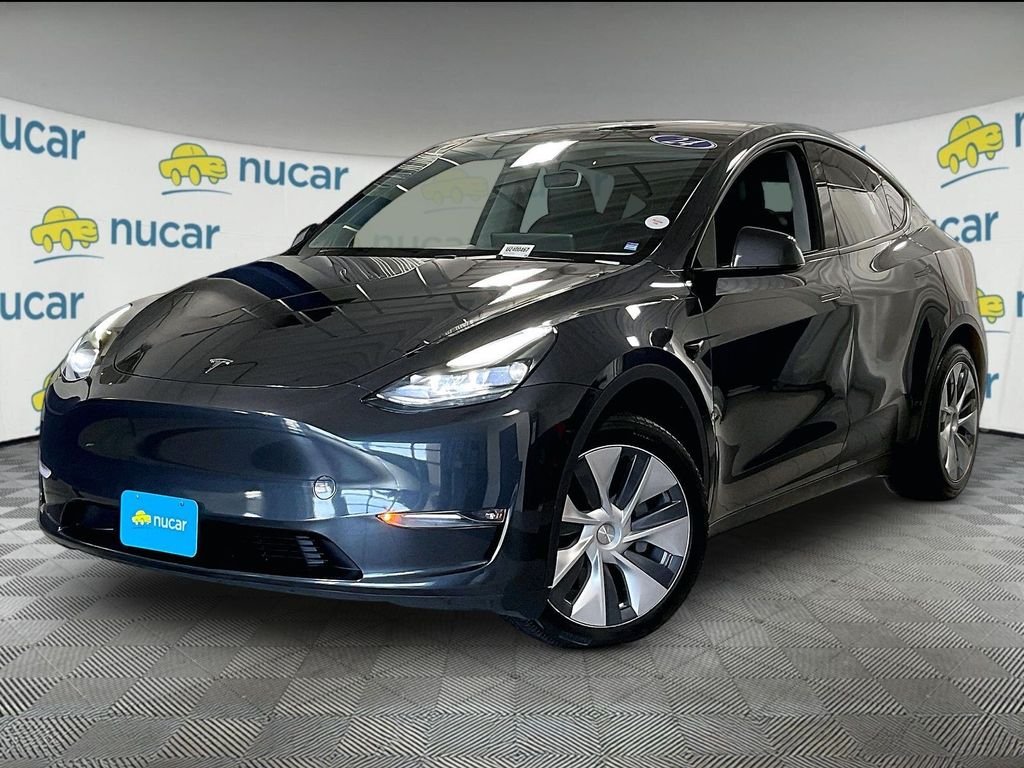Used 2024 Gray Tesla Long Range image 3