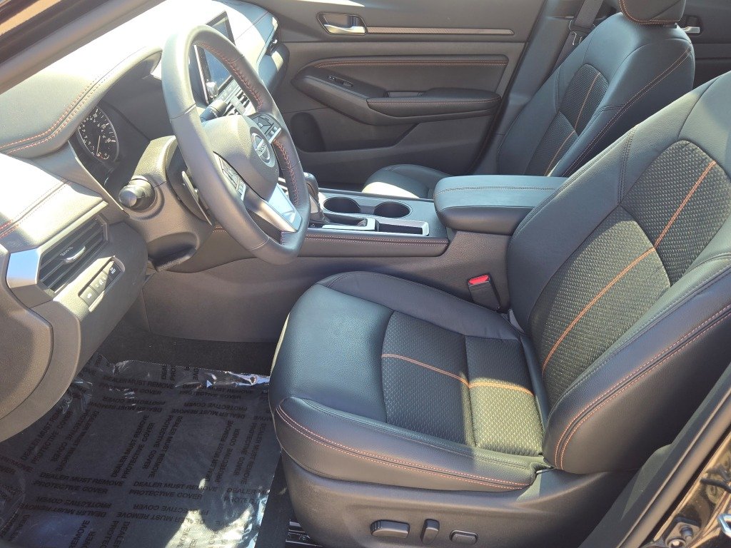 Used 2022 Black Nissan 2.5 SR image 19