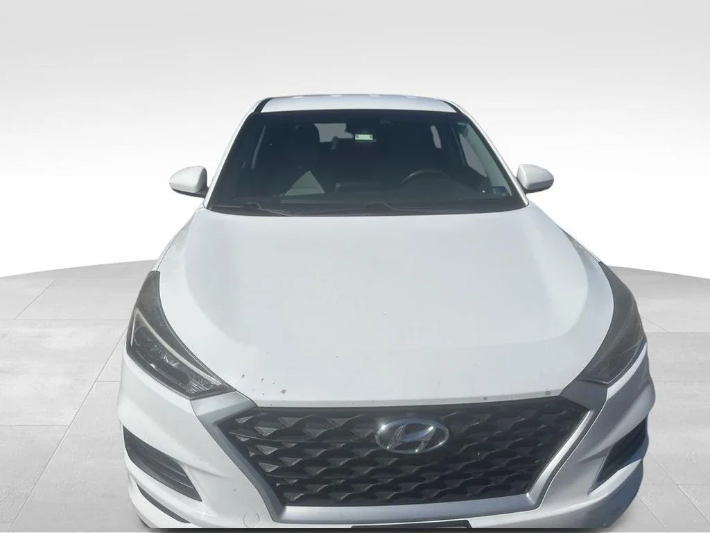 Used 2019 White Hyundai SE image 30