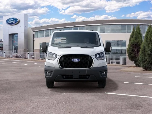 New 2027 White Ford Base image 3