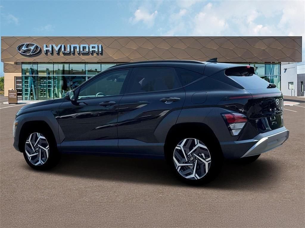 Used 2026 Black Hyundai SEL Premium image 4
