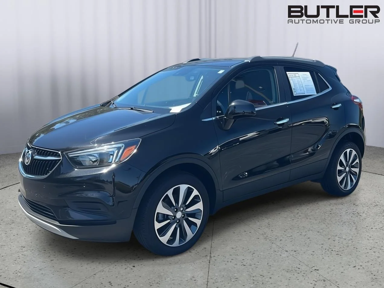 Used 2022 Ebony Twilight Metallic Buick Preferred image 1