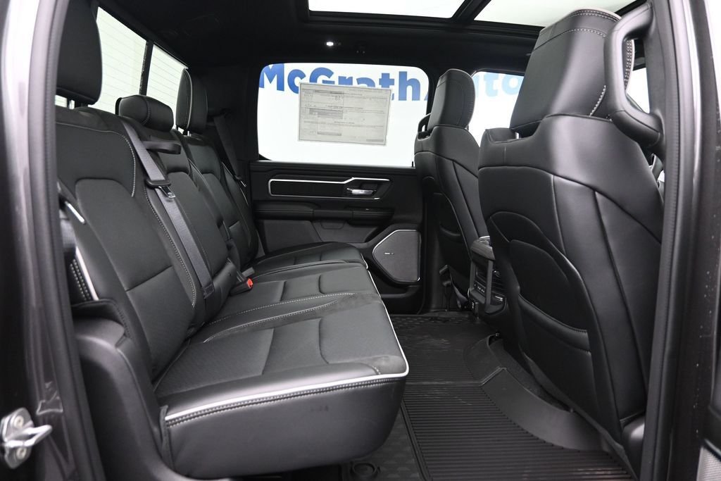 New 2026 Granite Crystal Metallic Clear-Coat Exterior Paint RAM Laramie image 10