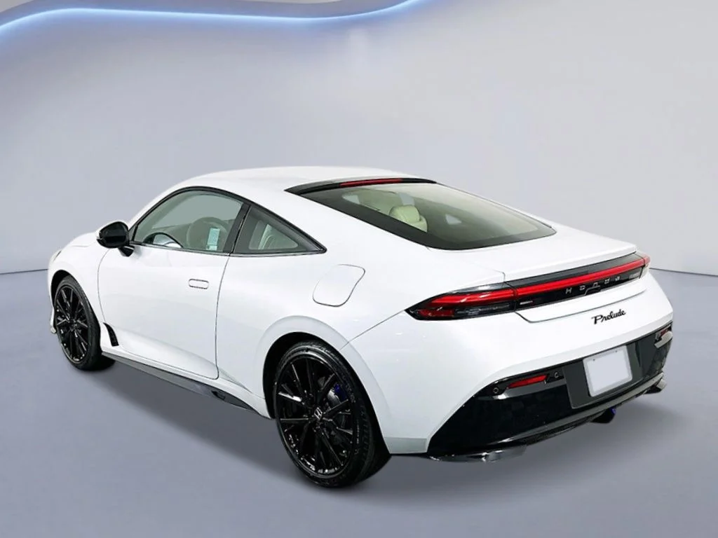 New 2026 Winter Frost Pearl Honda Base 2.0 image 2