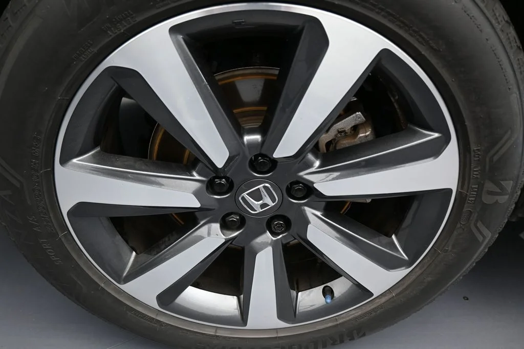 Used 2024 Radiant Red Metallic II Honda Touring image 49