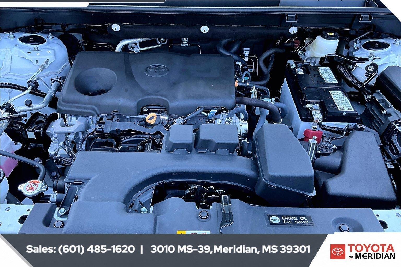 Used 2024 Ice Cap Toyota LE image 8