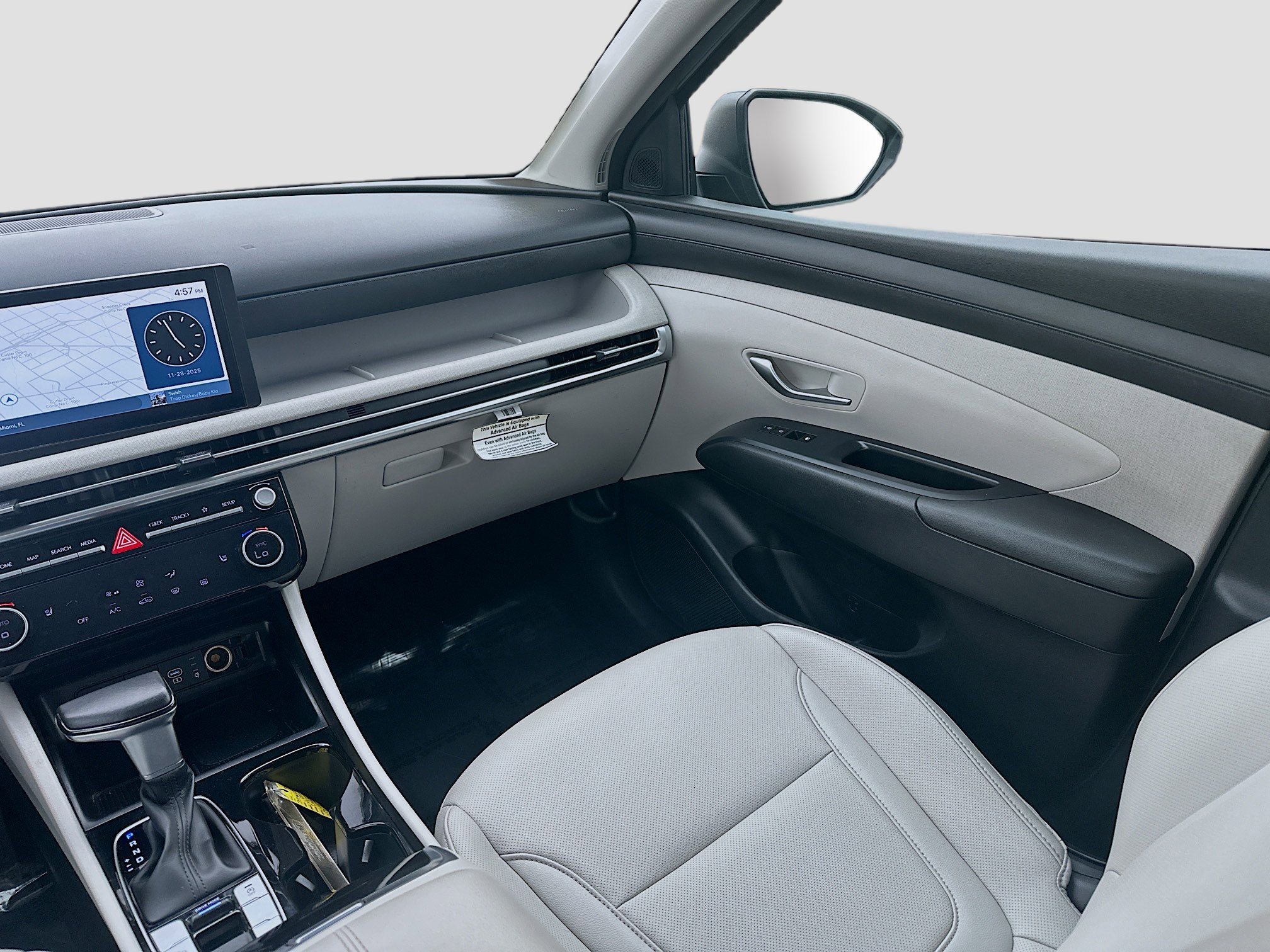 Used 2025 Rockwood Green Hyundai SEL Convenience image 21