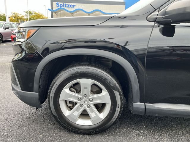 Used 2023 Black Honda LX image 20