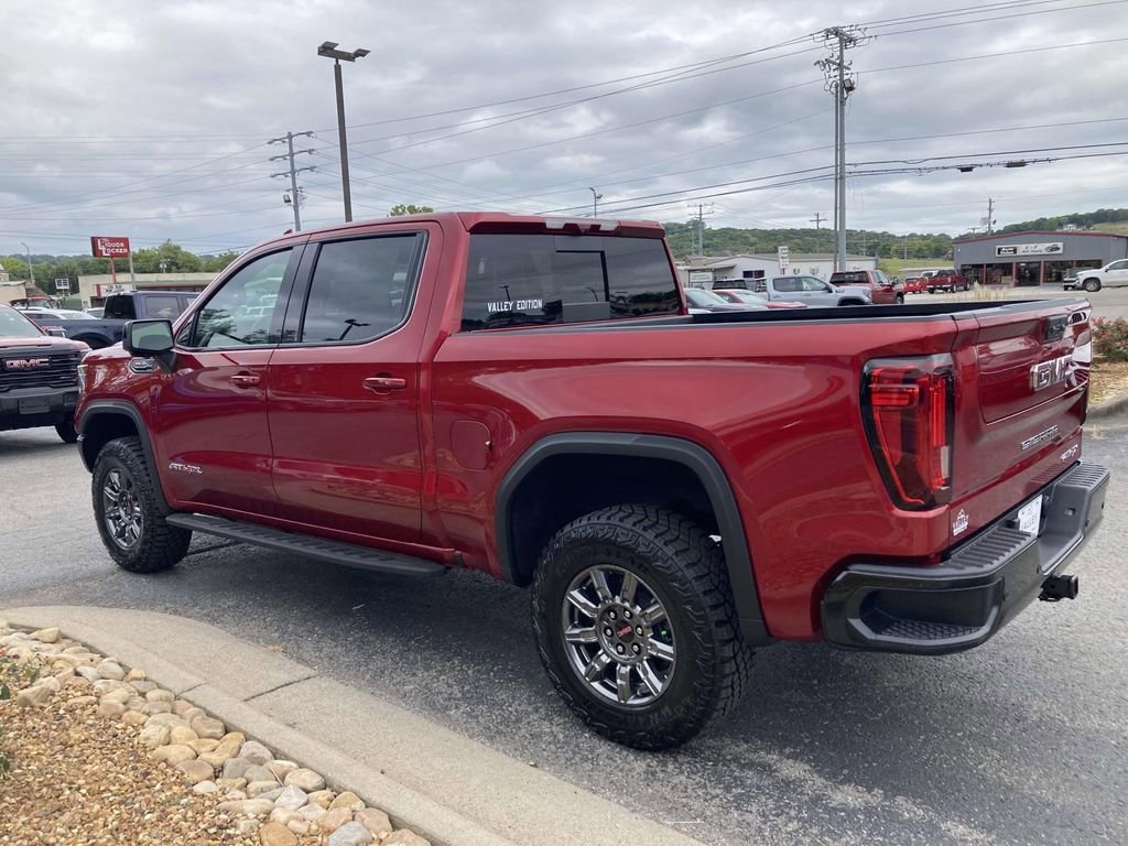2025 GMC Sierra 1500 AT4X - Photo 6
