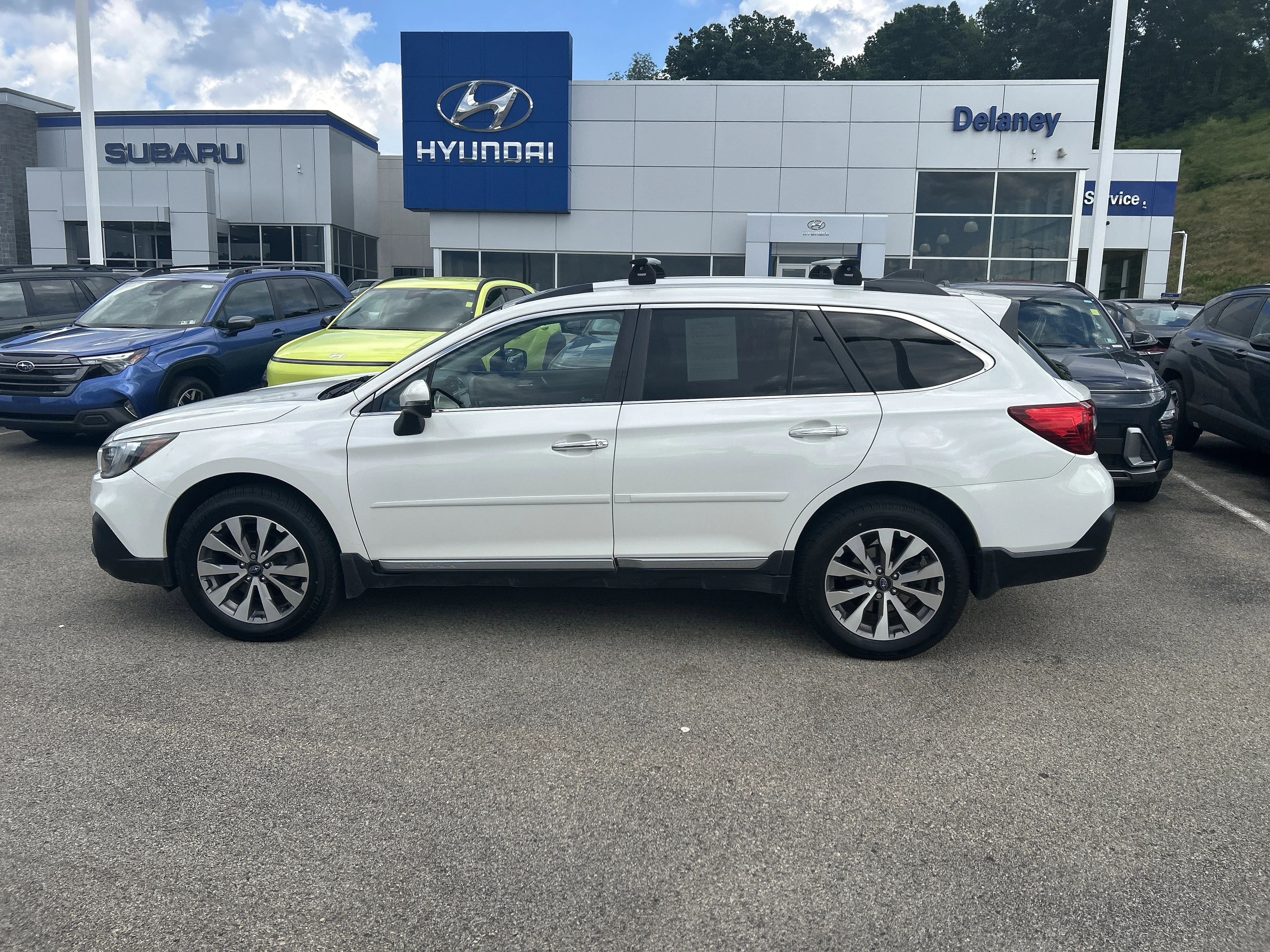 Used 2018 Crystal White Pearl Subaru Touring image 7