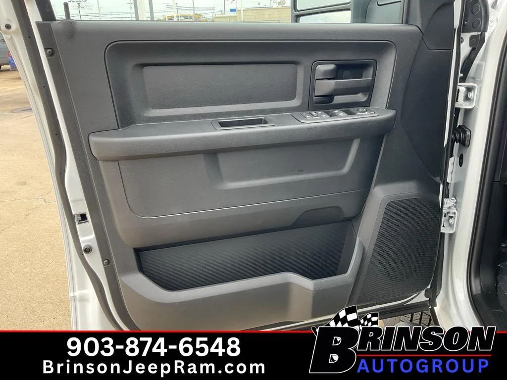 New 2026 Bright White Clear-Coat Exterior Paint RAM Tradesman image 9