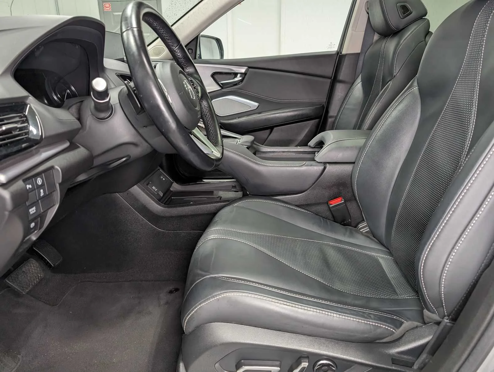 Used 2023 Lunar Silver Metallic Acura w/Technology Package image 4