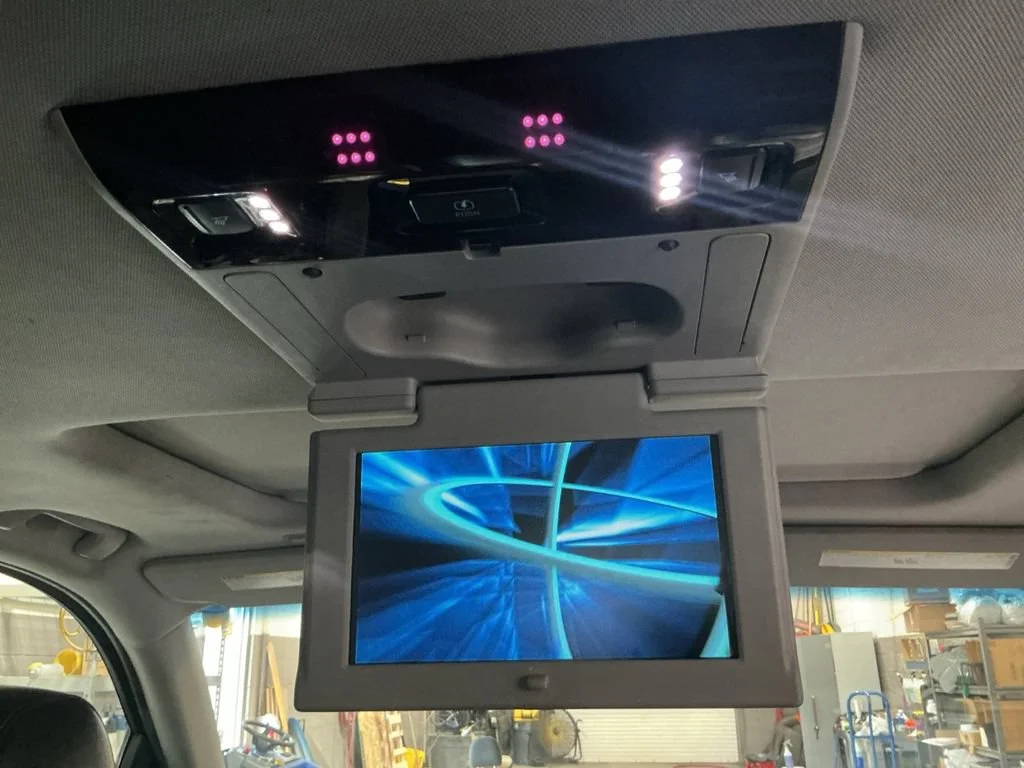 Used 2016 BLACK Chevrolet LTZ image 27