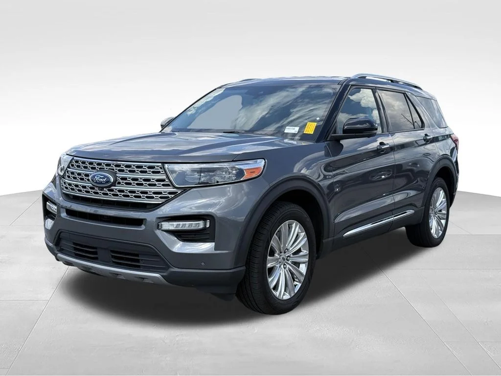 Used 2023 Gray Ford Limited image 1