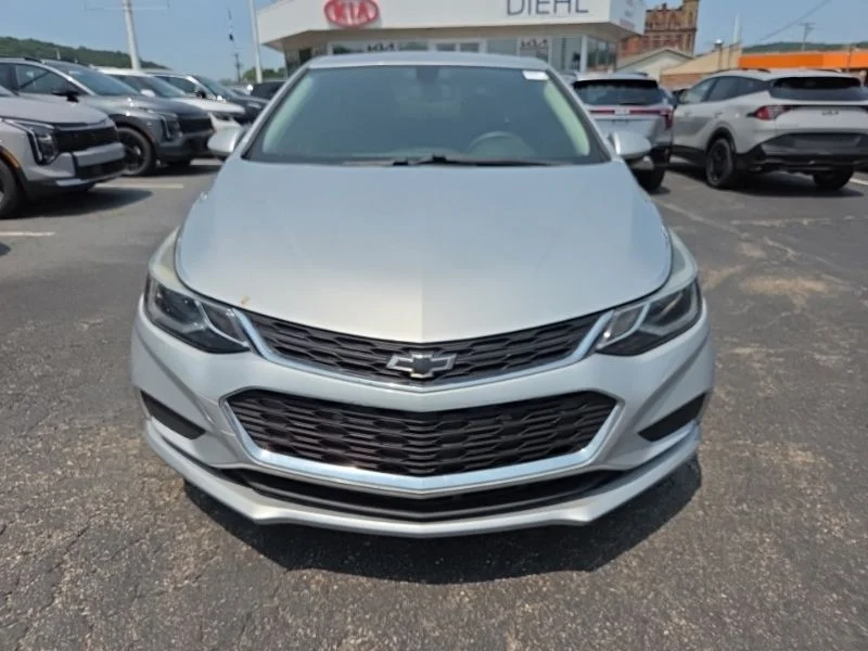 Used 2017 Silver Chevrolet LT image 2