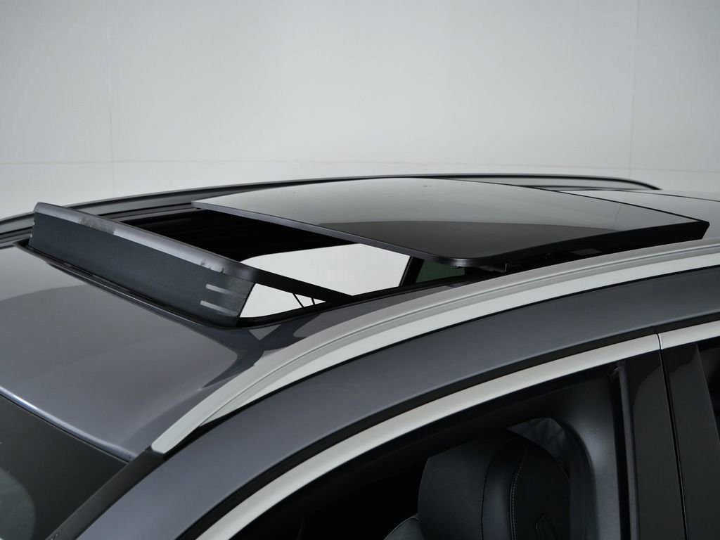 Certified Used 2026 Skyscraper Grey Metallic BMW xDrive40i image 22