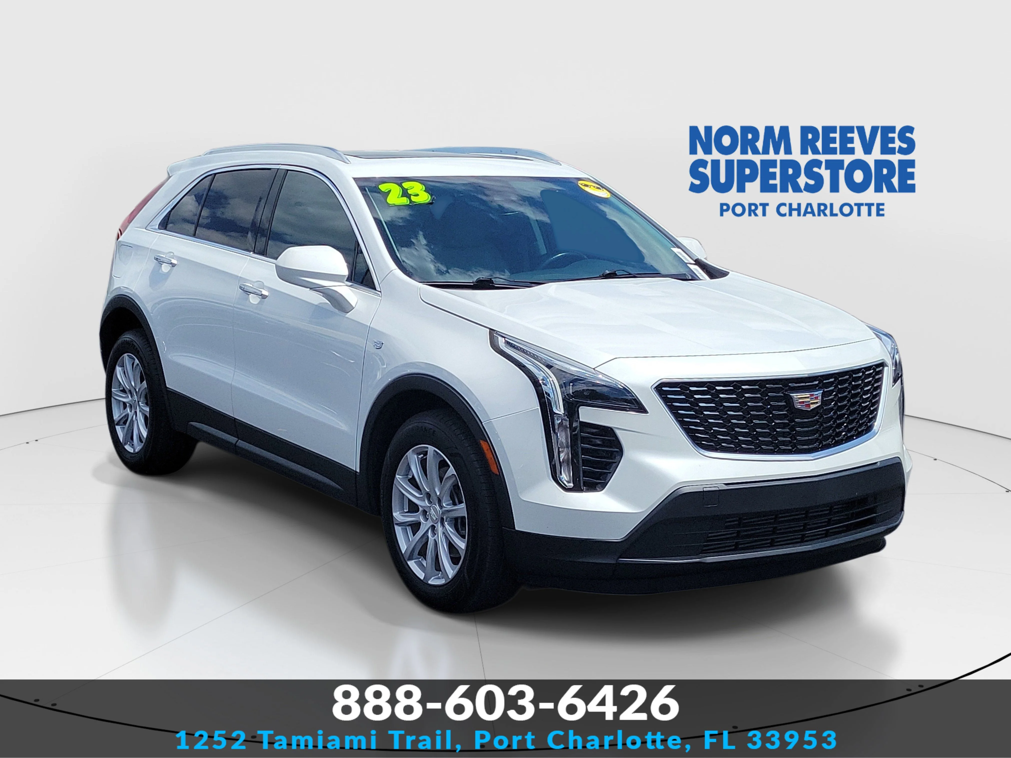 2023 Cadillac XT4 Luxury's photo