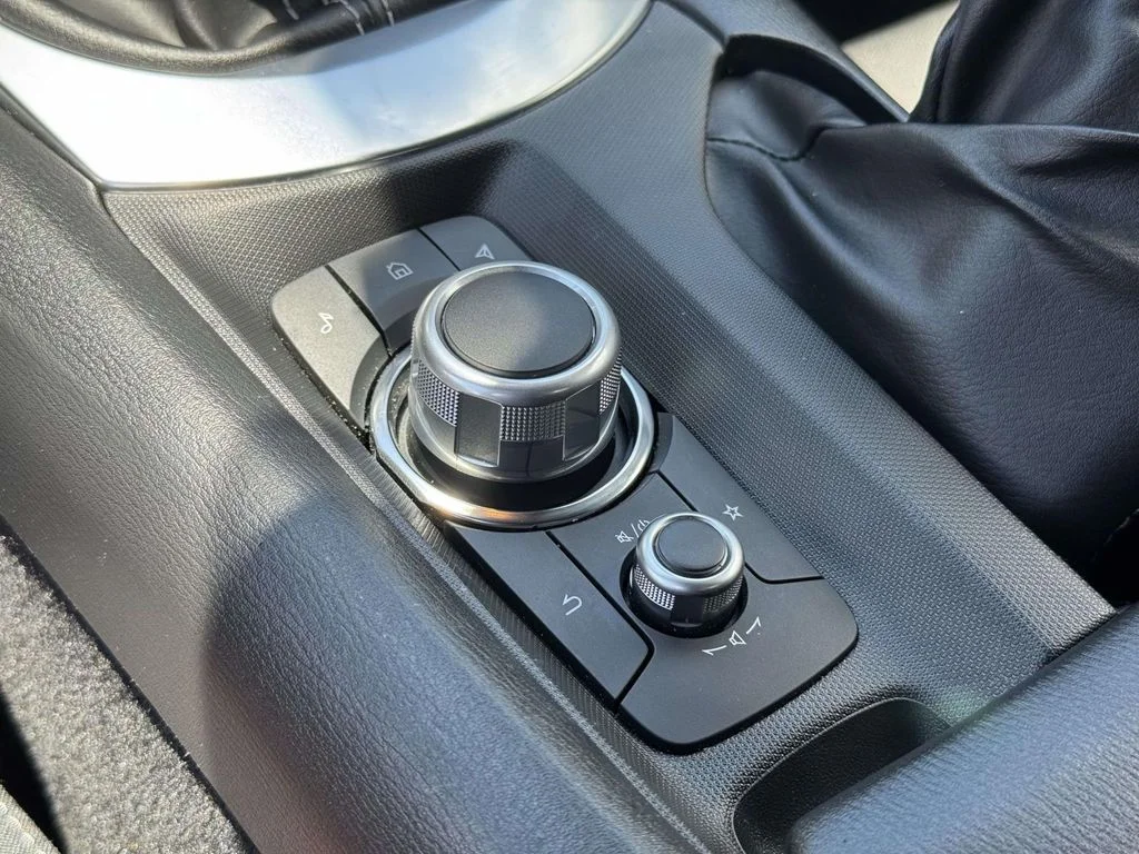 2025 Mazda MX-5 Miata Sport - Photo 20