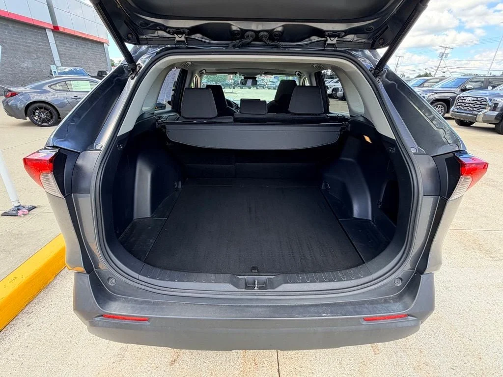 Used 2019 Magnetic Gray Met. Toyota XLE image 25