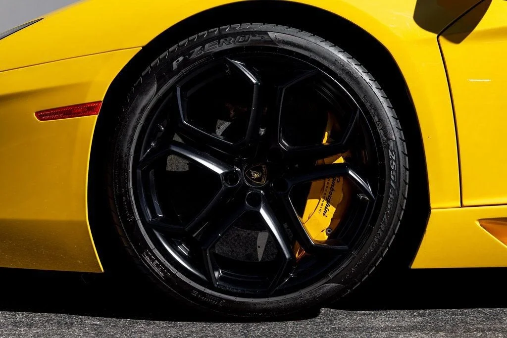 Used 2014 Giallo Evros Lamborghini LP700-4 image 15