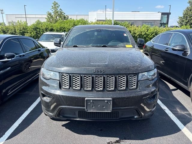 Used 2022 Black Jeep Laredo X image 2