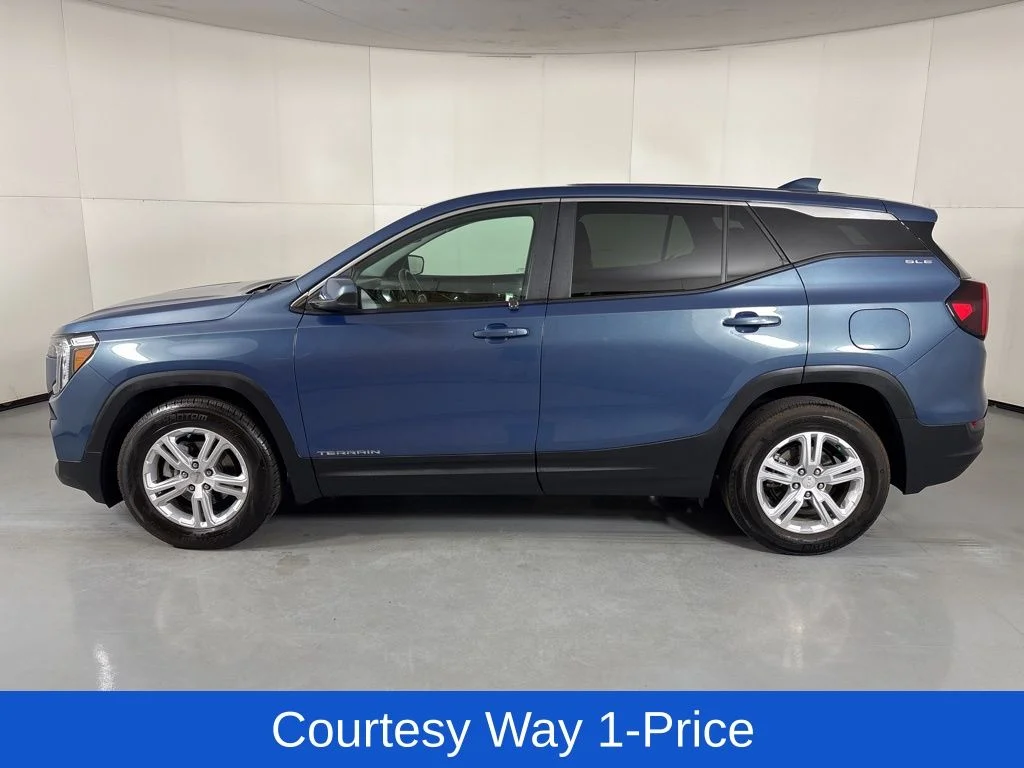 Used 2024 Blue GMC SLE image 6