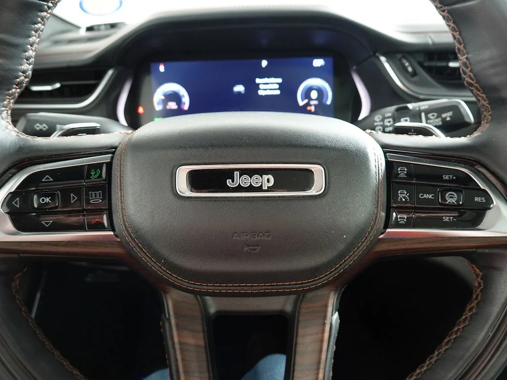 Used 2021 Red Jeep Summit image 24