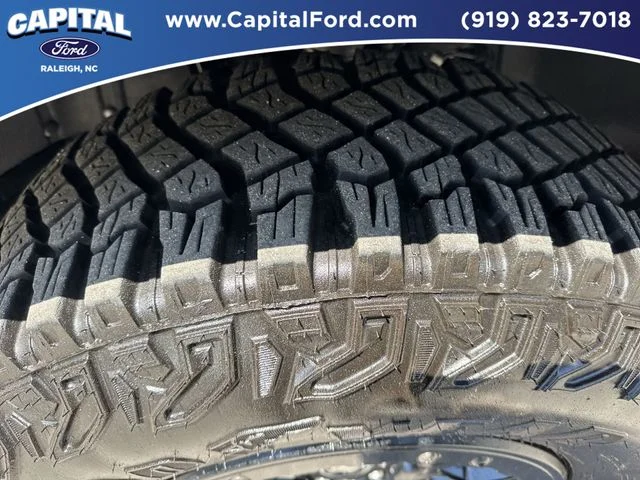 Used 2024 Gray Ford Wildtrak image 14