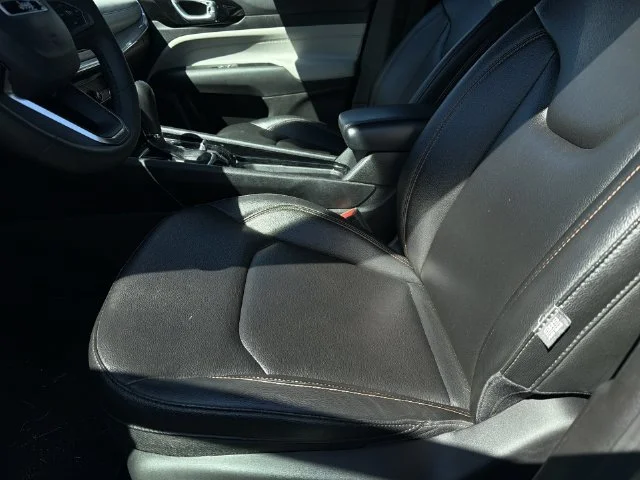 Used 2024 White Jeep Limited image 10