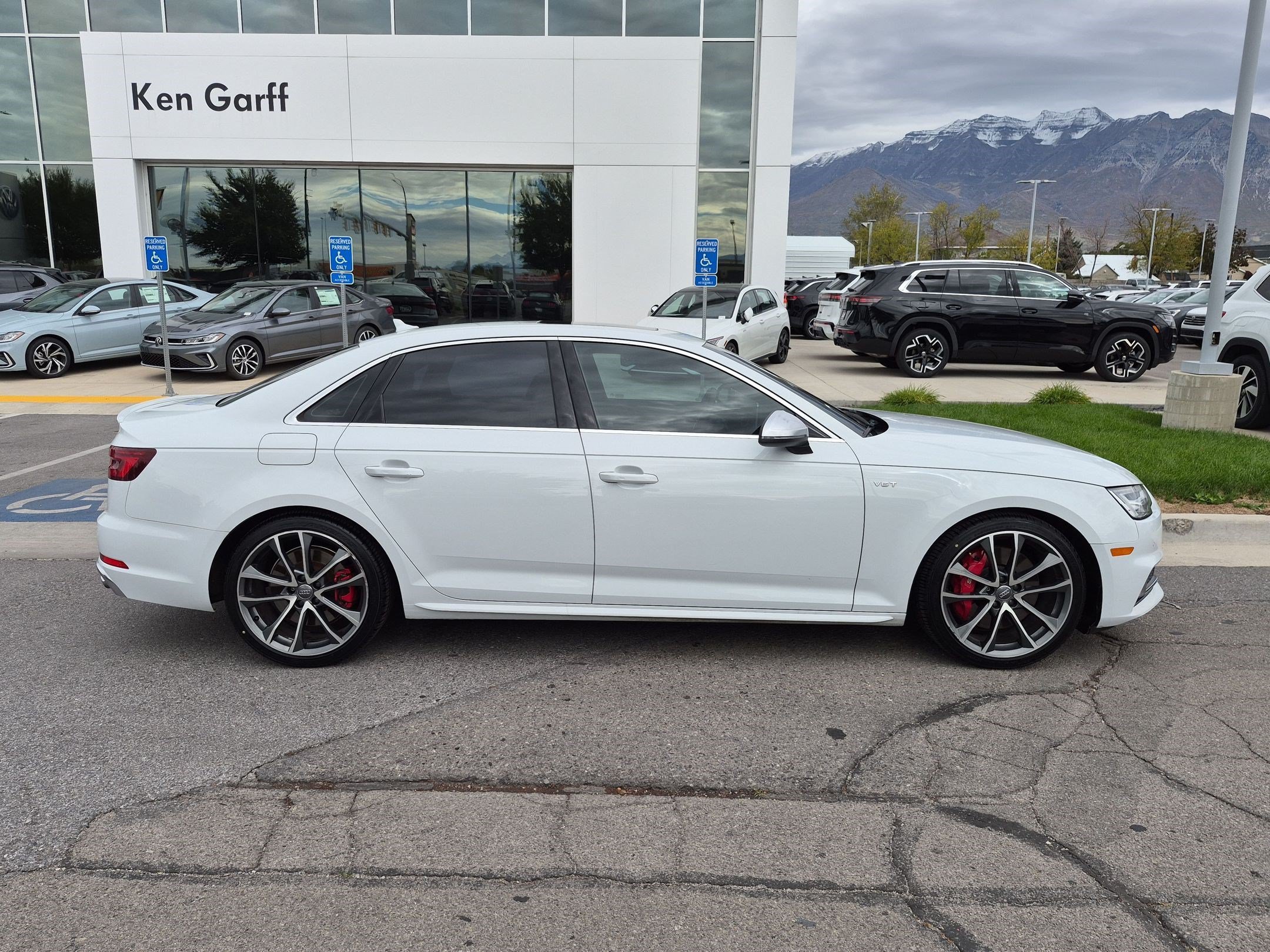 Used 2018 Glacier White Audi Premium Plus image 2