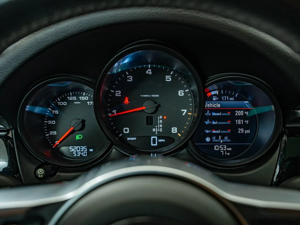 Used 2018 White Porsche  image 30